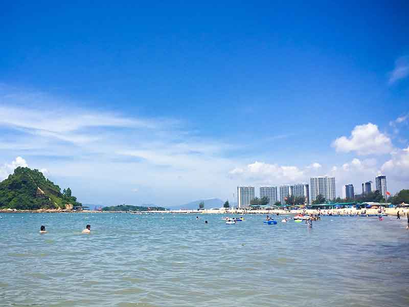 【高端定制】巽寮灣一支箭俱樂部、冰雪樂園、蠟像館、 出海捕魚、燒烤大餐、沙灘運(yùn)動(dòng)會(huì)、撕名牌、拔河比賽 央視推薦《古法土窯雞》＋《漁家大盆魚》二天游